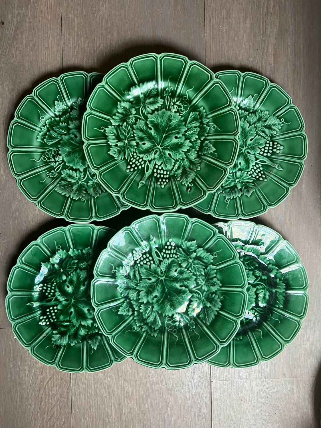 Sarreguemines - 6 barbotine plates