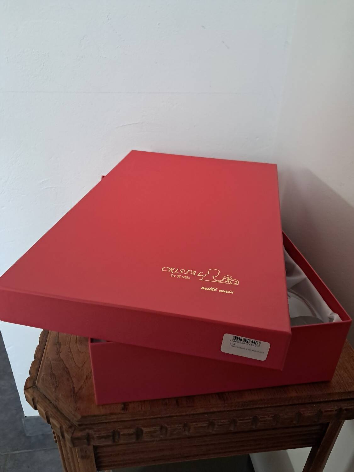 6 crystal wine glasses from Lorraine