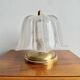 Lampe de table en laiton vintage et verre en forme de feuille