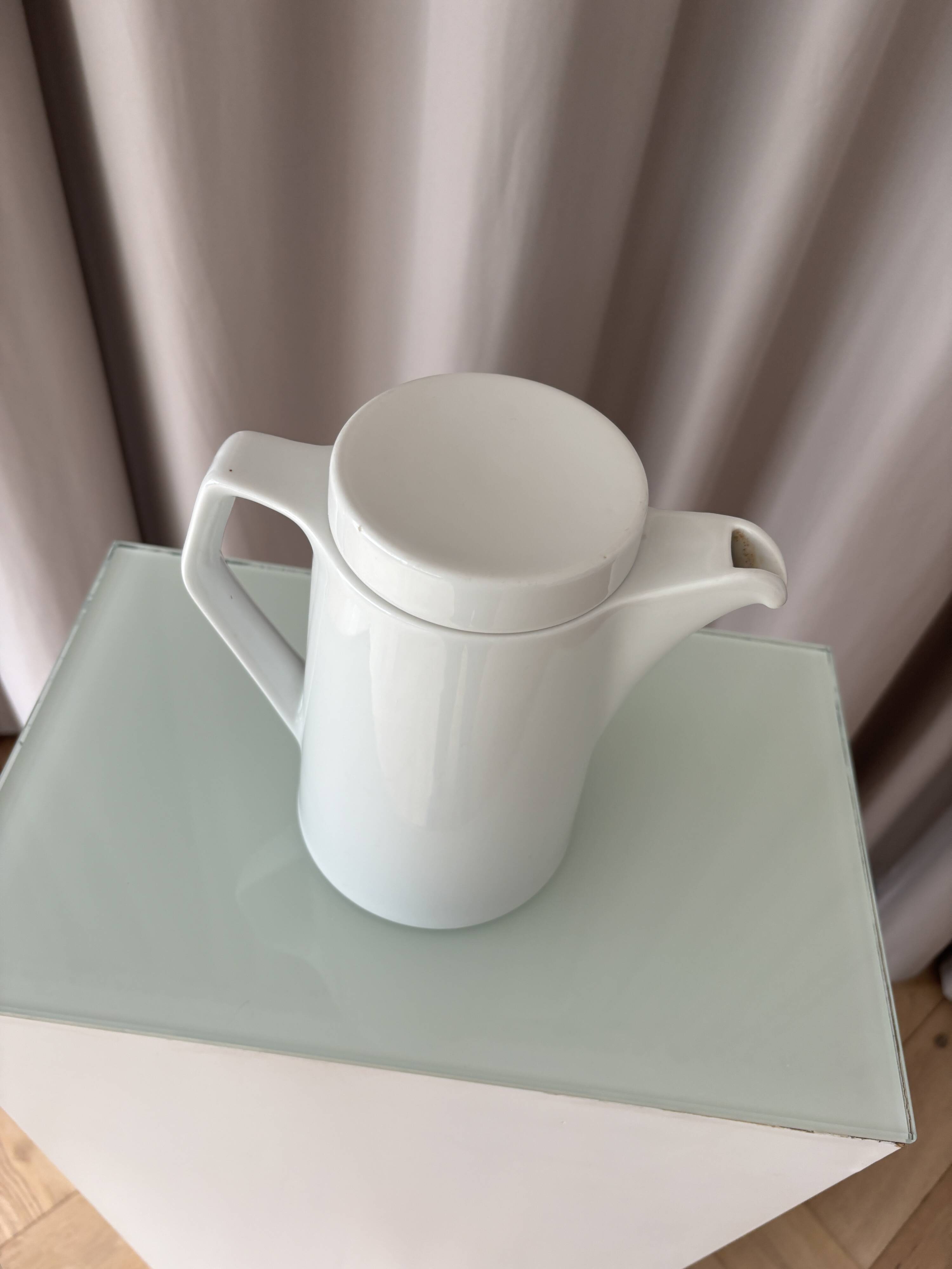 Vintage modernist coffee pot / teapot Schönwald