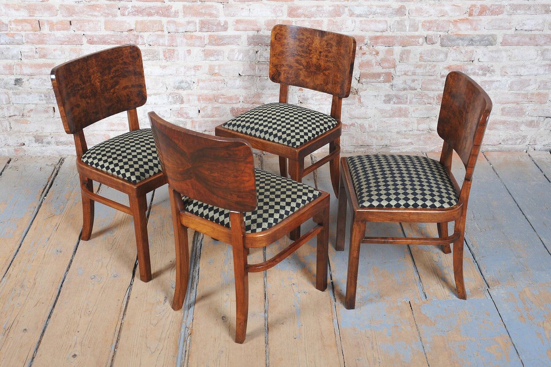 Vintage Art Deco Chairs in Beech and Walnut Veneer, Czech, 1920s, Set of 4