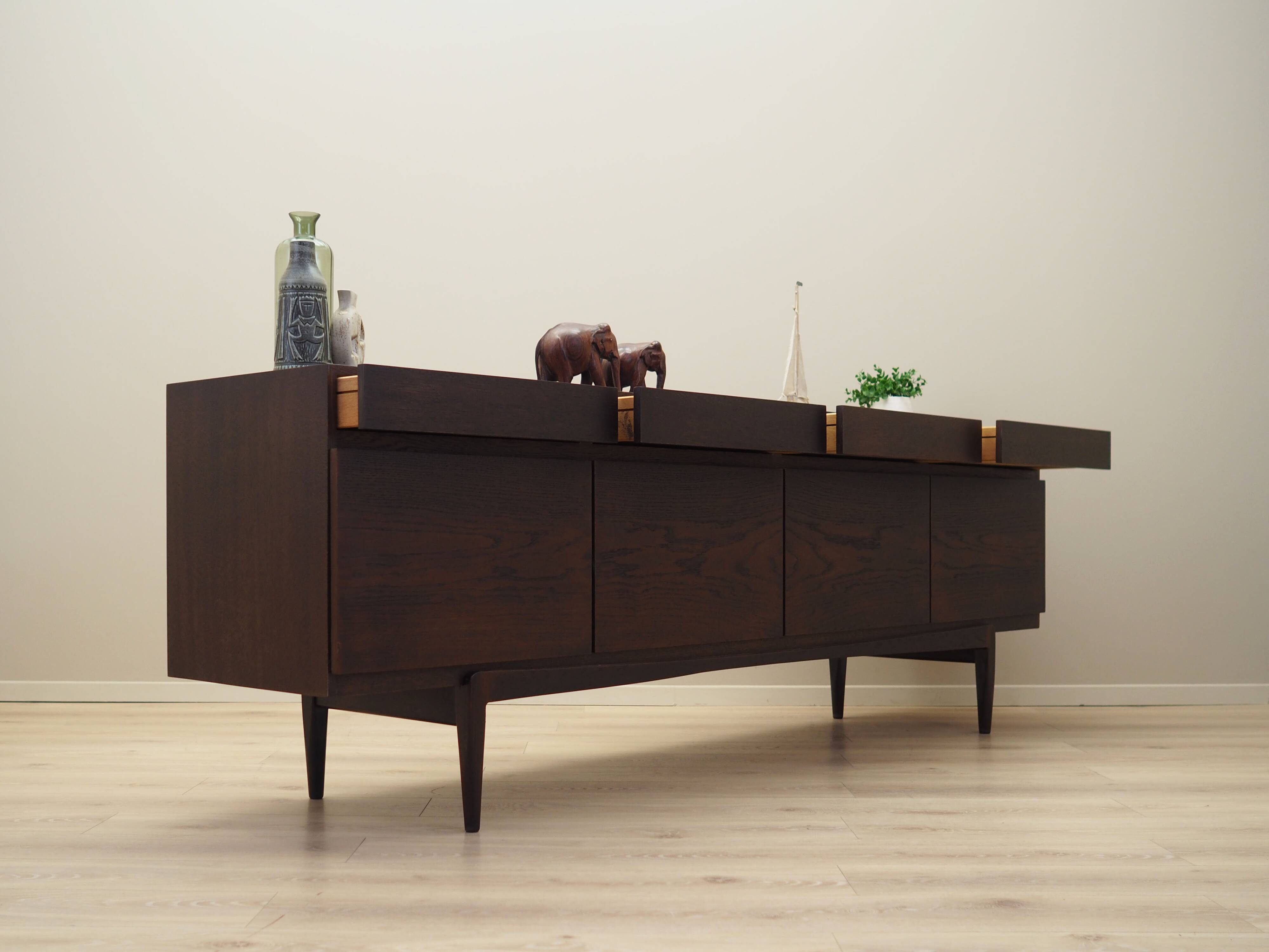 Oak sideboard, Danish design, 1970s, designer: Ib Kofod Larsen, manufacturer: Faarup Møbelfabrik
