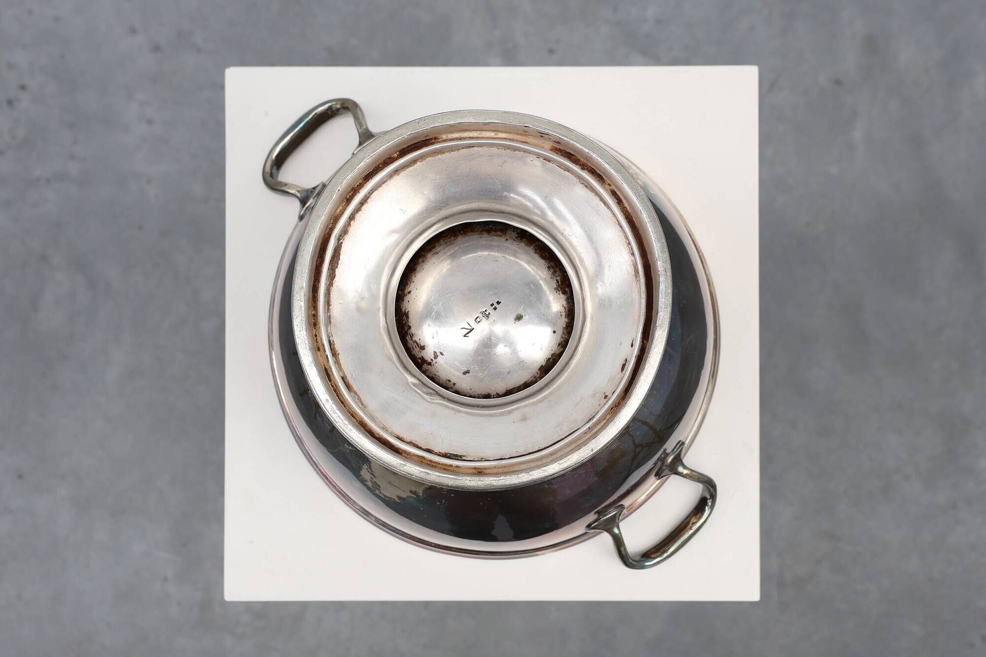 Art deco Silverplated champagne cooler with Patinated Surface, France 1920s
