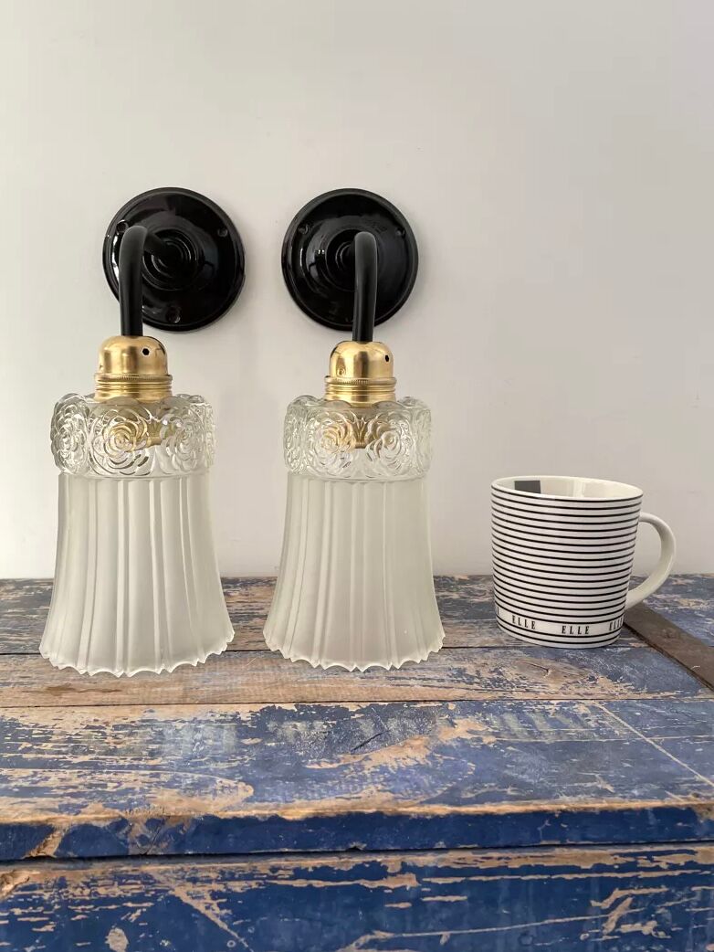 Paire d’appliques vintage en verre ciselé Art Déco