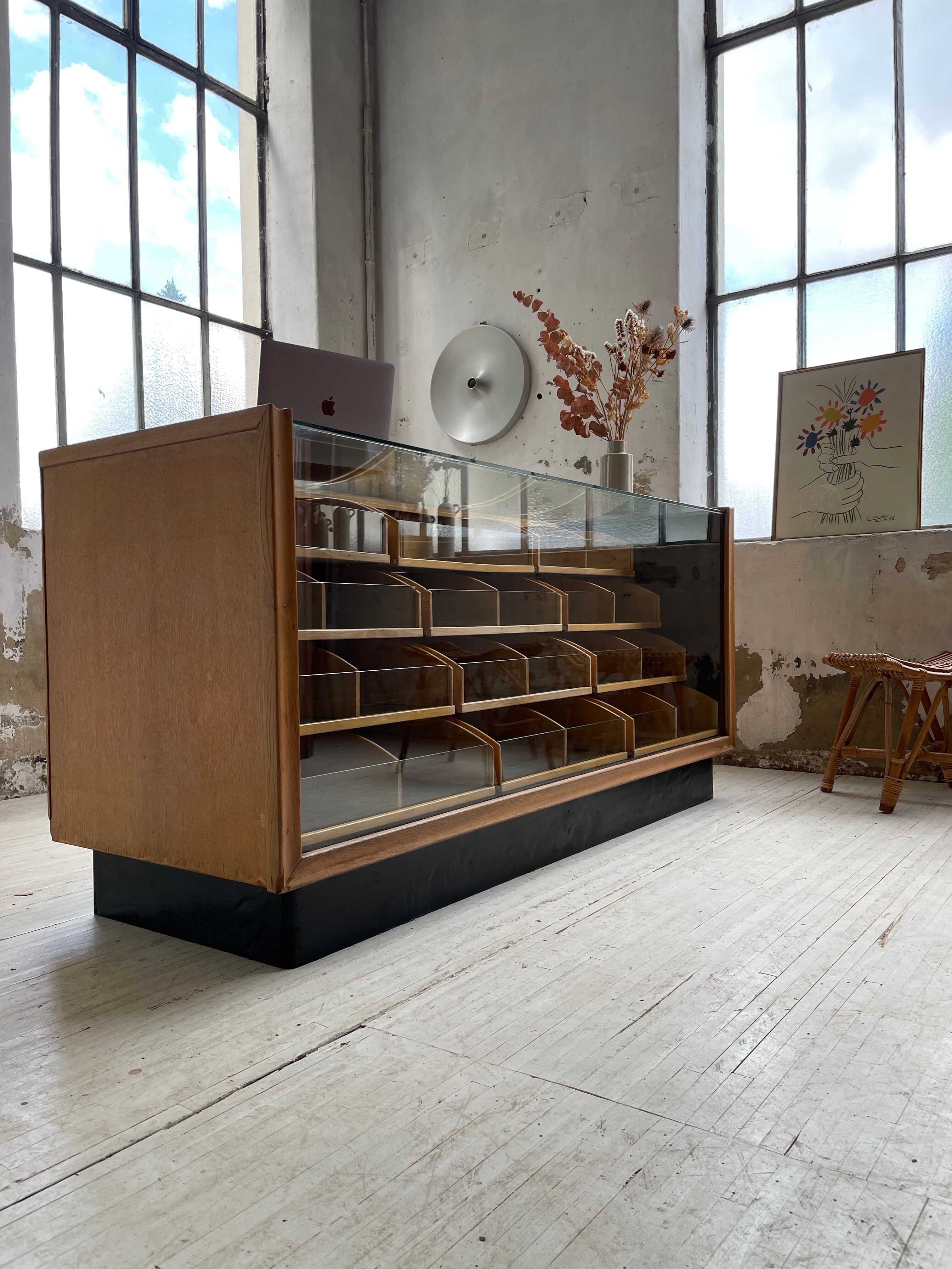 Glass trading post 50s