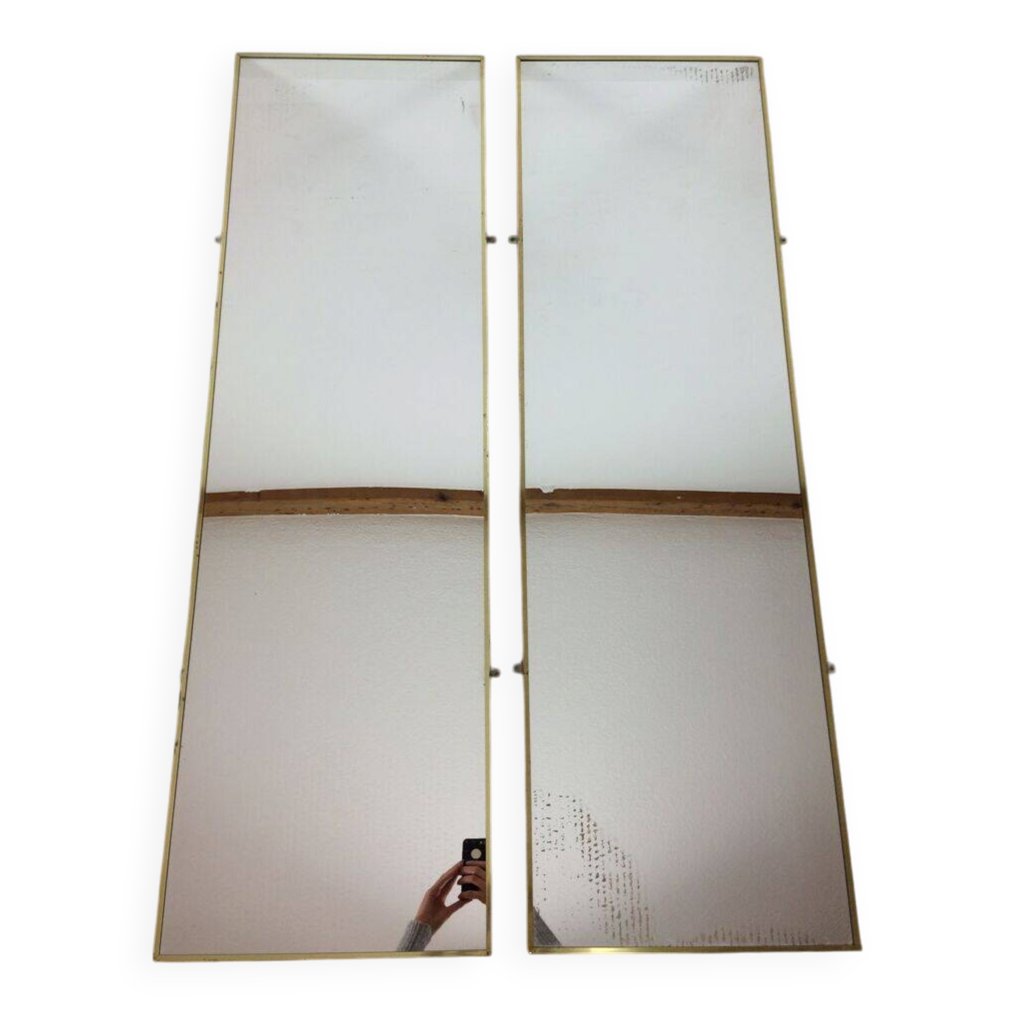 Paire de miroirs dorés 70's , 120 cm