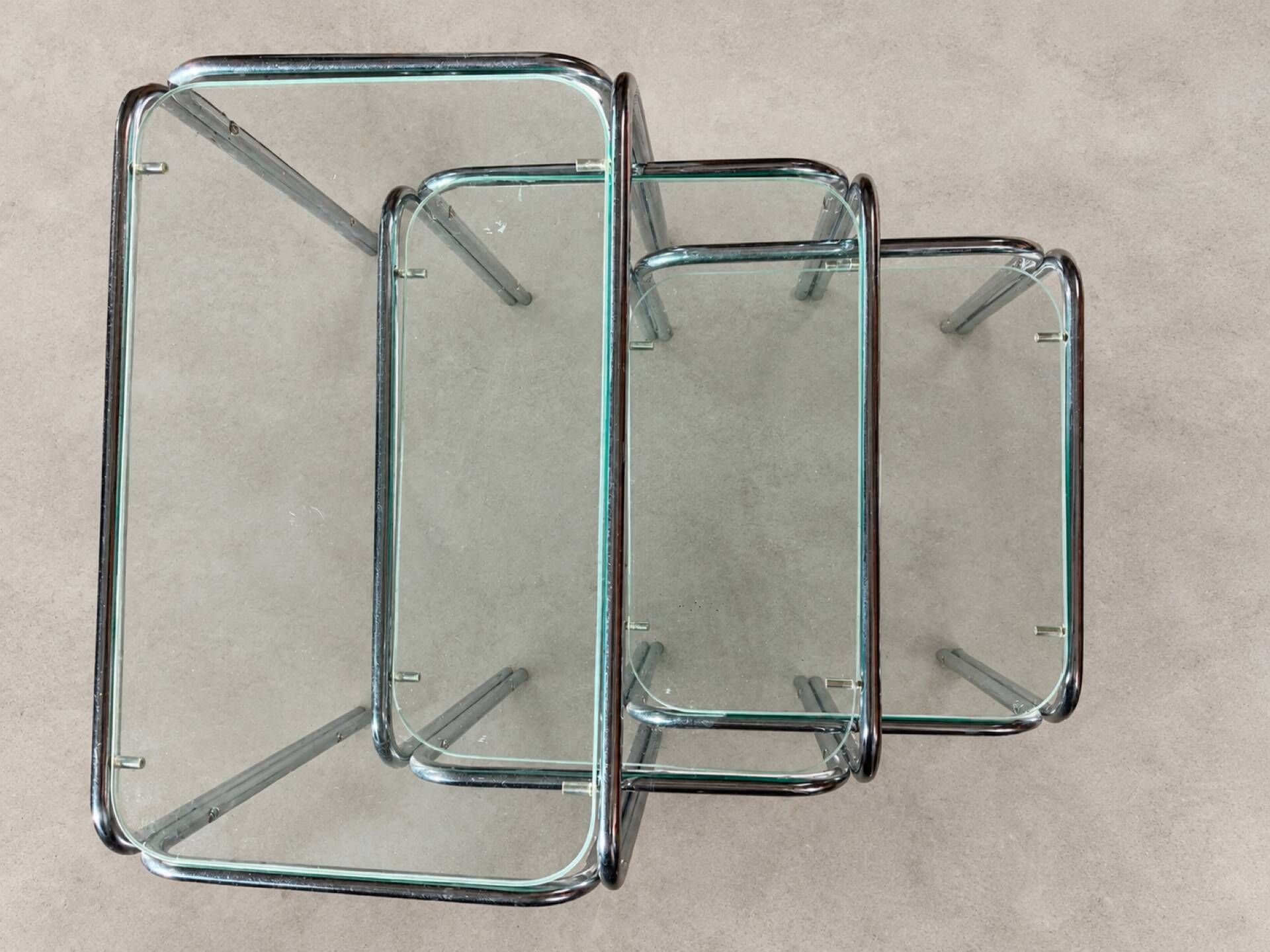 Nest tables in glass and vintage metal - 1970s