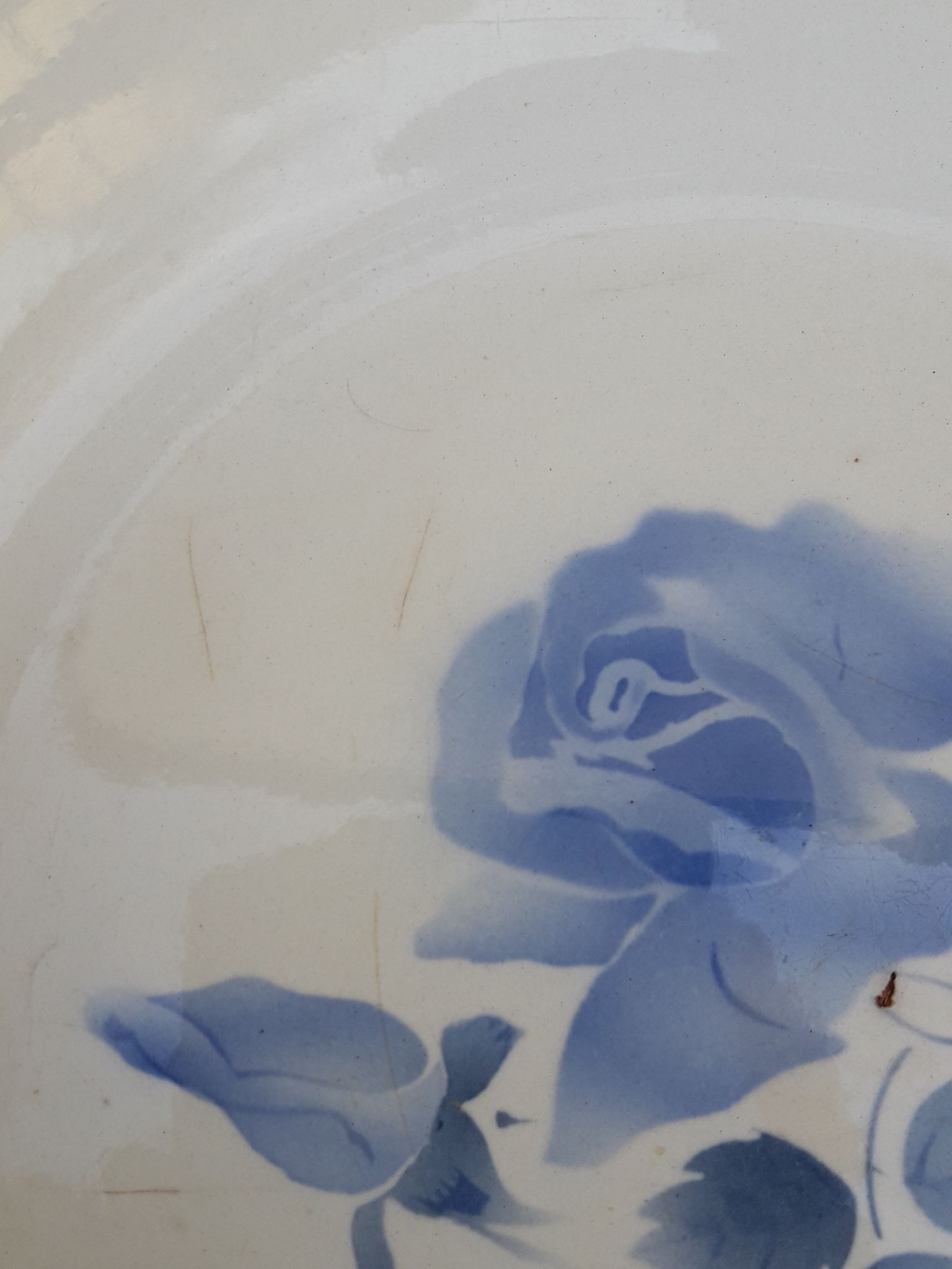 Hollow round dish in sarreguemines blue pink style diam 26.5 cm