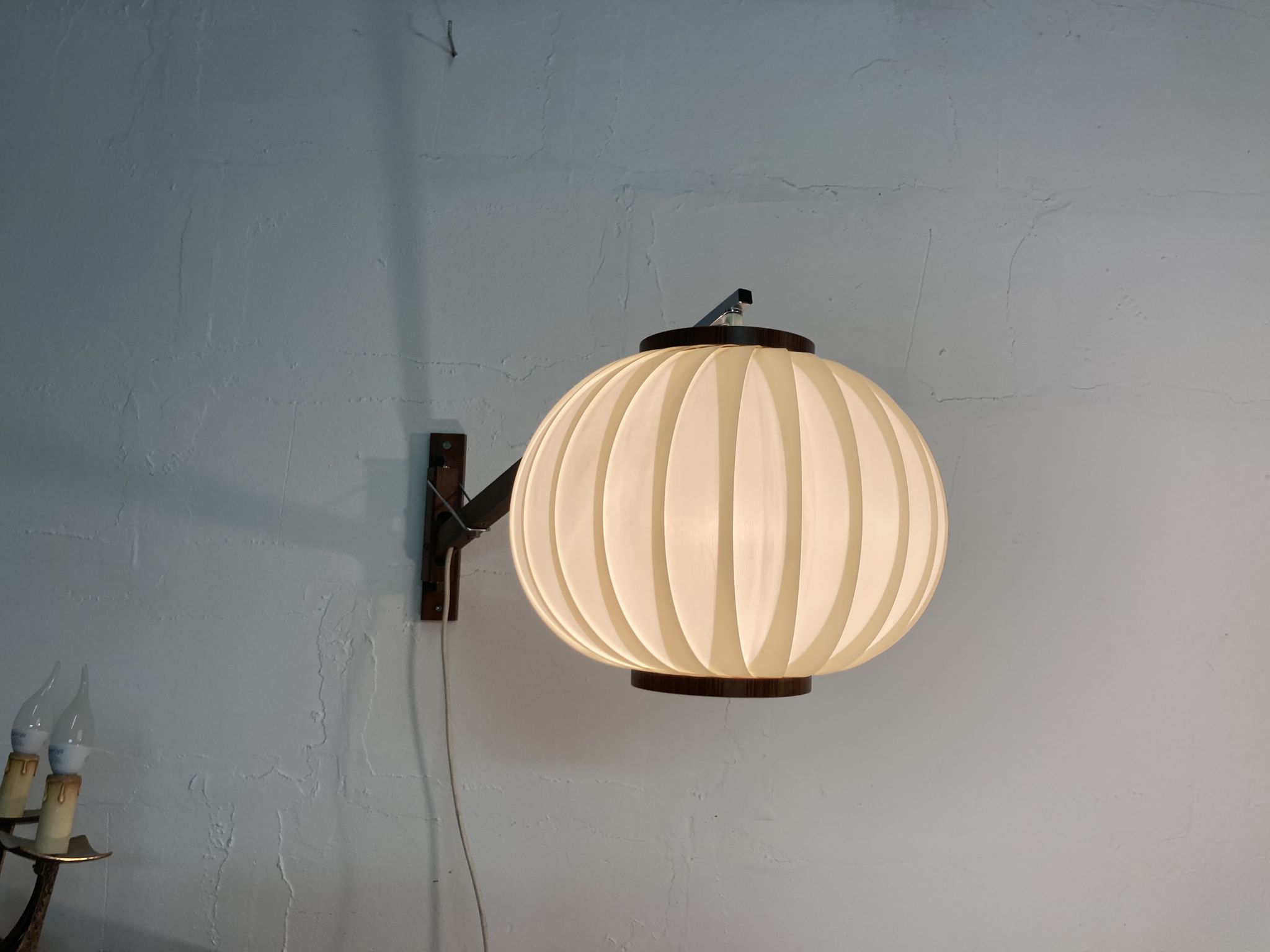 Midcentury swing wall lamp by Svend Aage Holm-Sørensen for HOLM-SØRENSEN & CO, 1950S