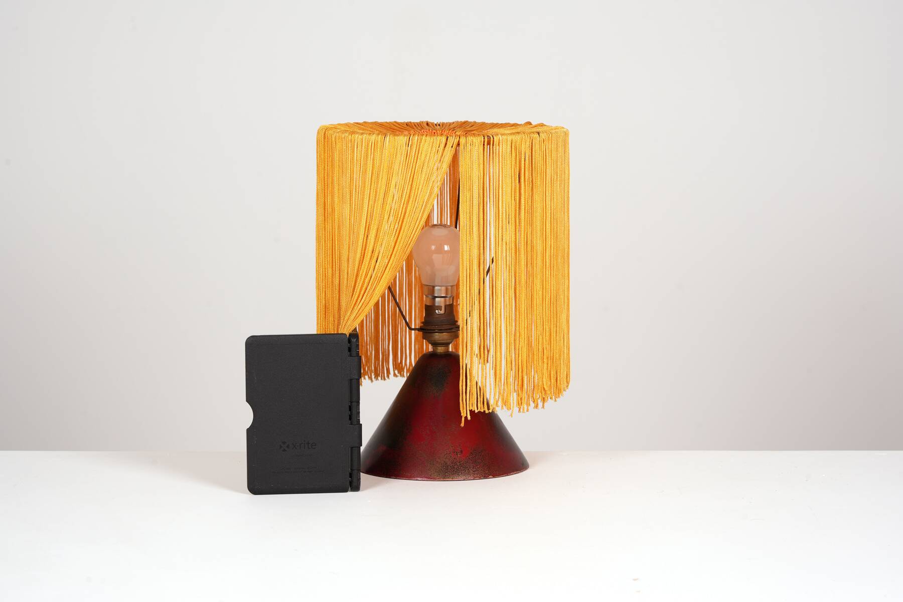 Art Deco lamp in lacquered wood circa 1930