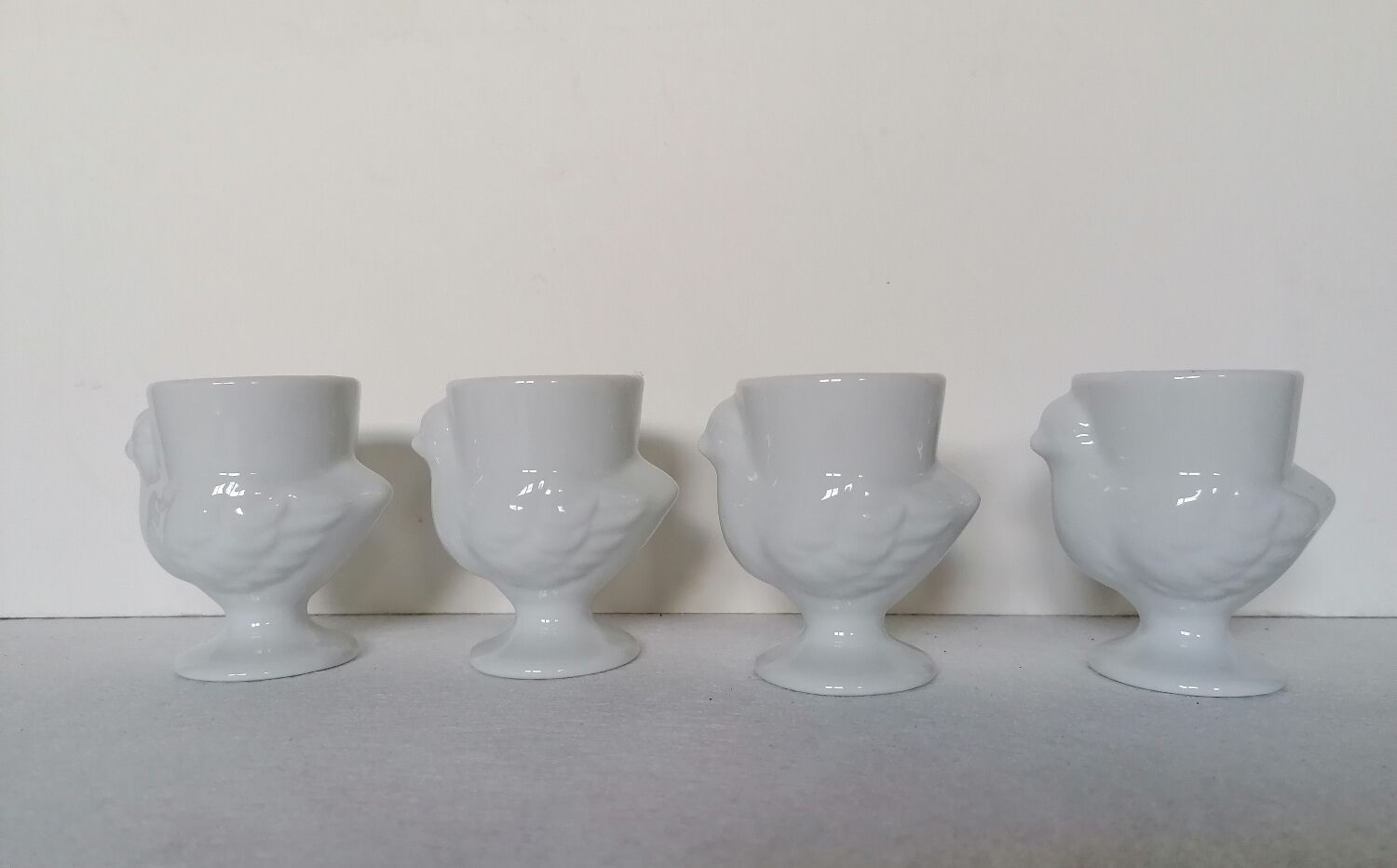 4 coquetiers poule porcelaine blanche