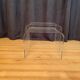 Une paire de tables Lucite des années 1970