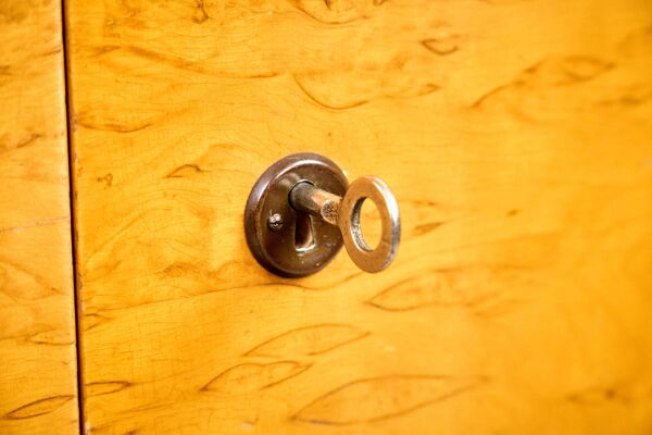 Armoire Art Déco par Jindřich Halabala, années 1960, Tchécoslovaquie