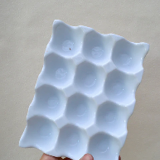Ceramic egg tray