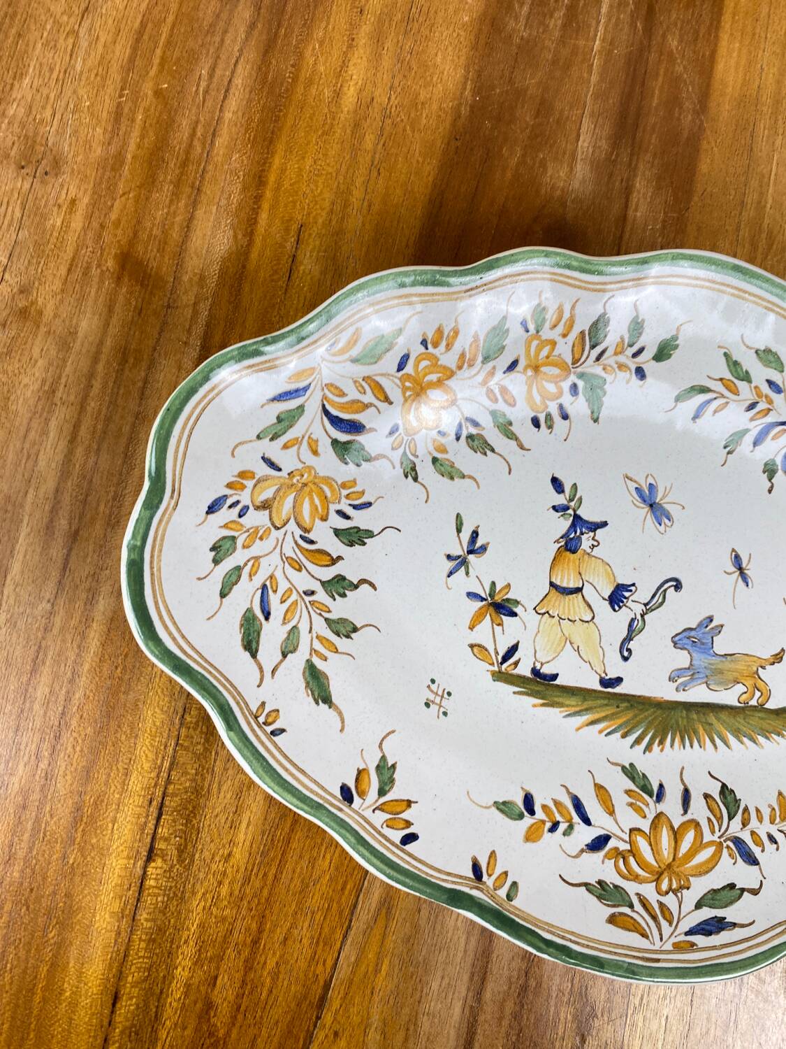 Green and white art deco dish