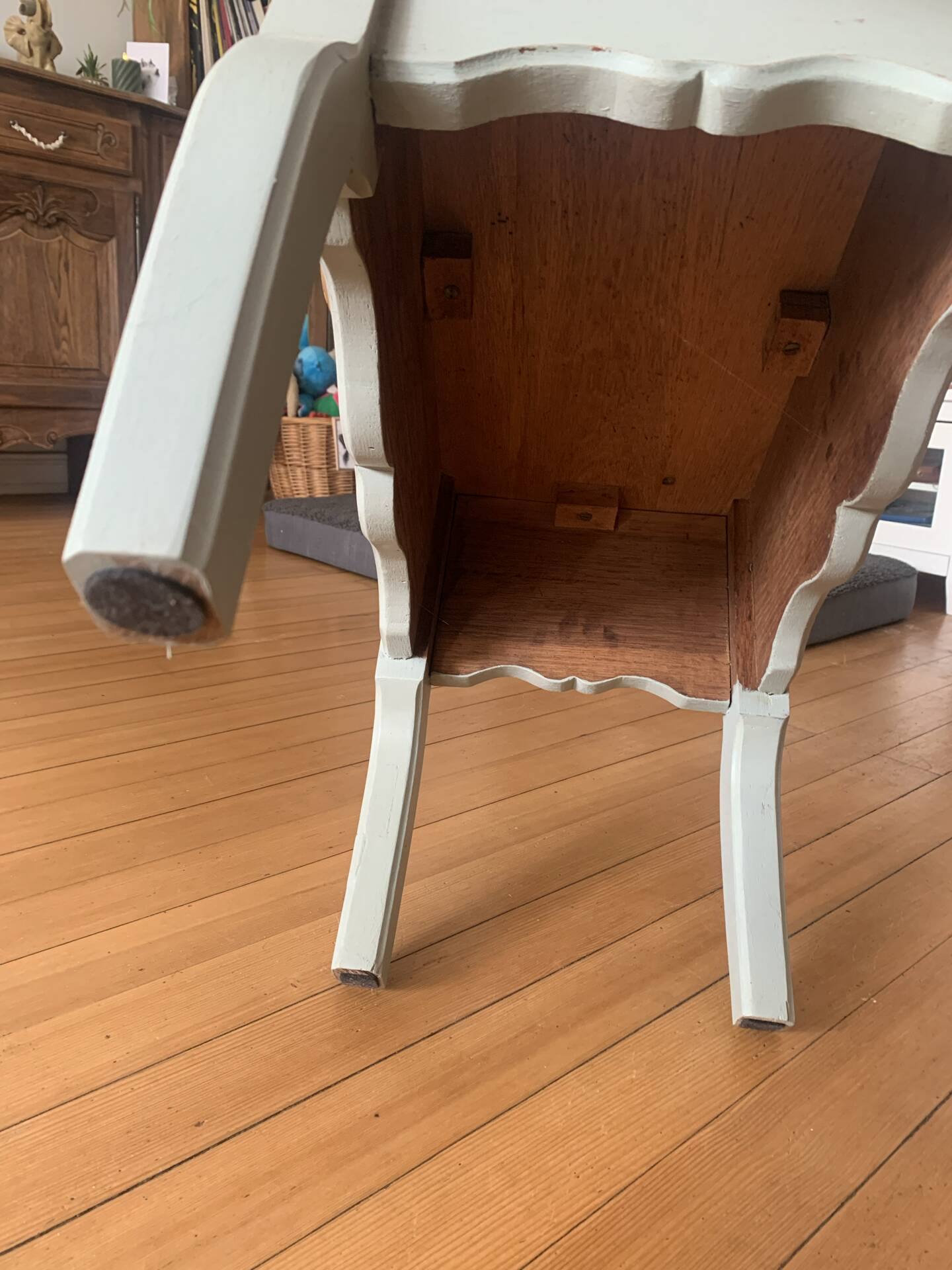 Table basse vintage en chêne, forme libre