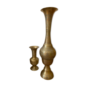 Set of 2 brass vases