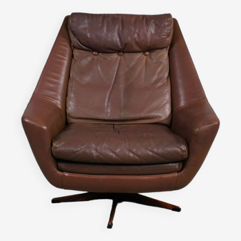 Vintage Leather  Swivel Chair by Erhardsen & Andersen, Denmark 1960s