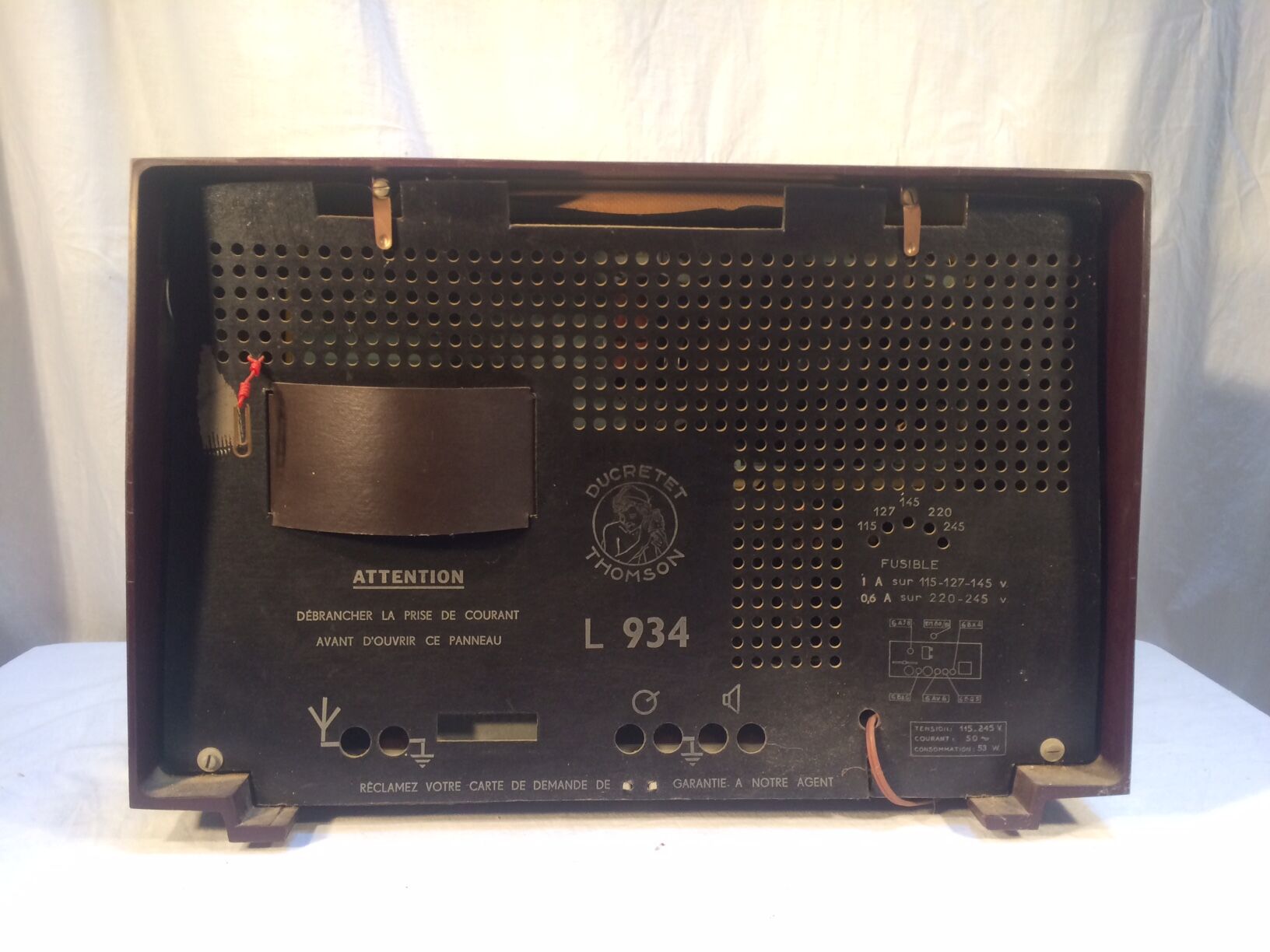 Ancienne radio tsf à lampes ducretet thomson modèle l 934