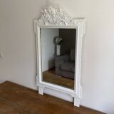 Late 19th century mirror with decorated pediment. 105x80. White.