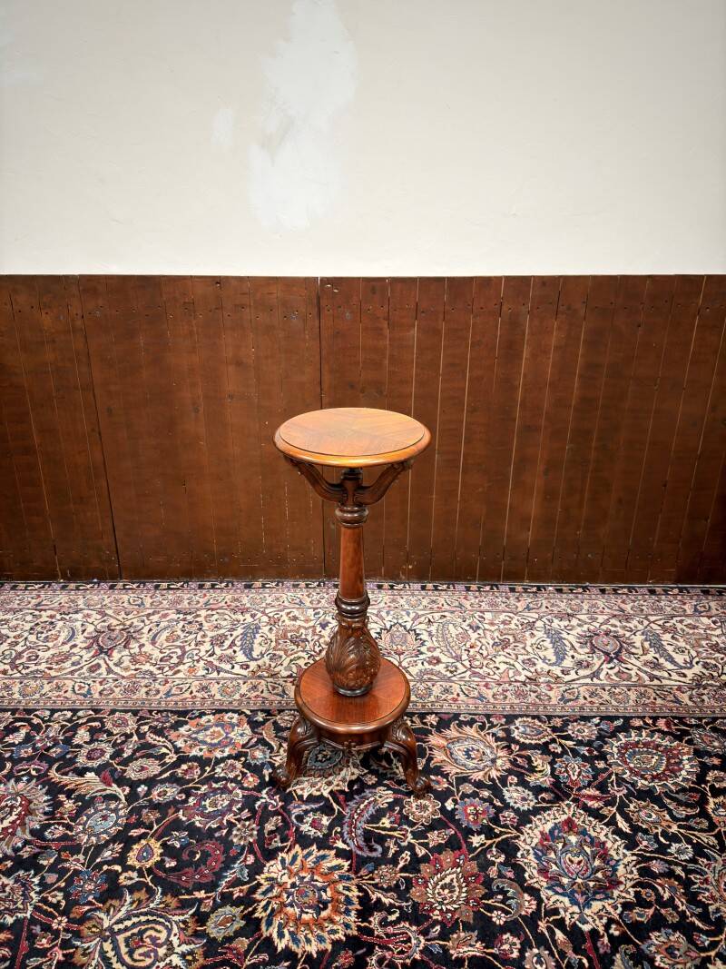Classic Old English Pied De Stalle Plant Stand