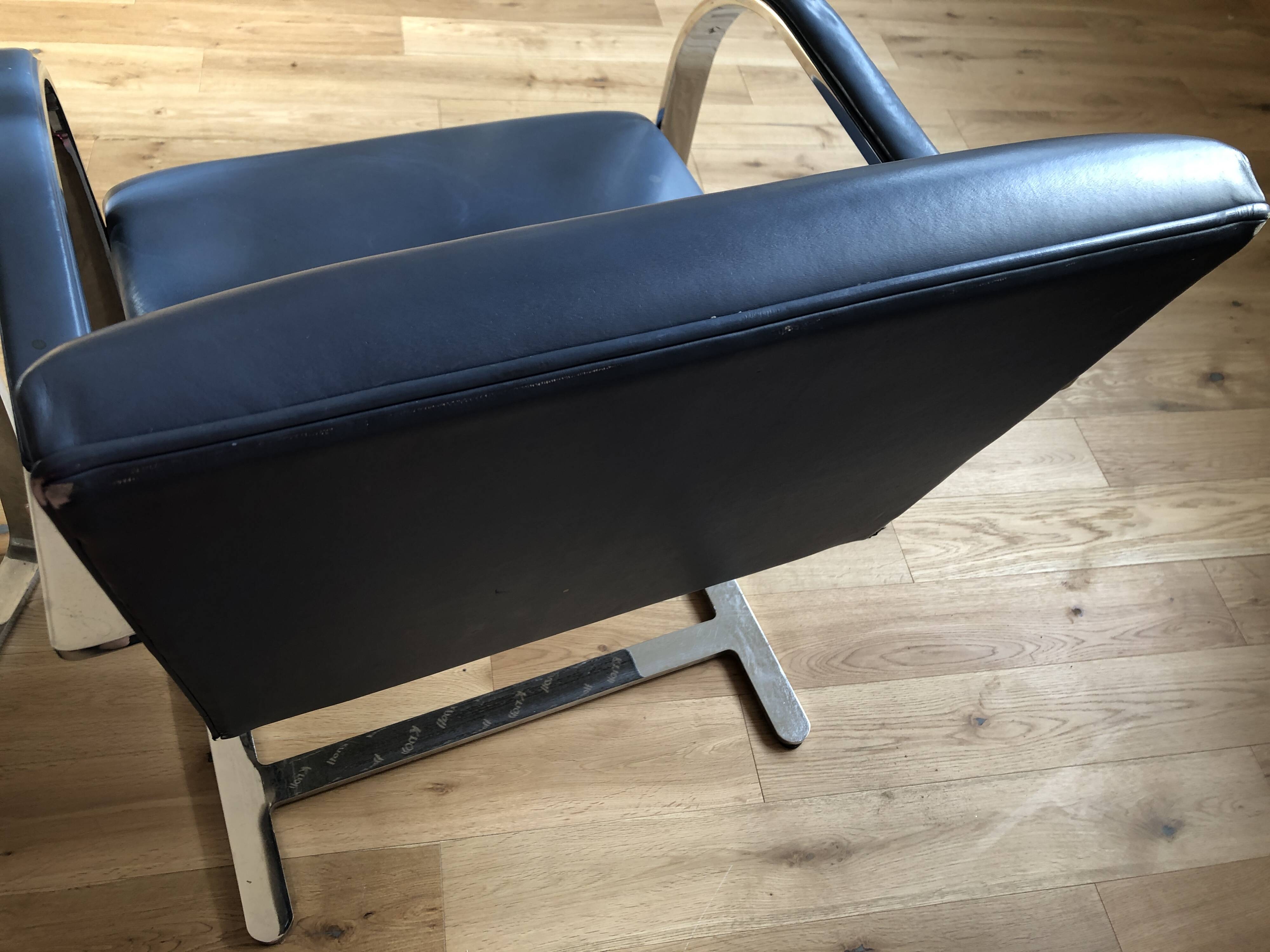 PAIR OF BRNO Knoll ARMCHAIRS, design Mies van der Rohe