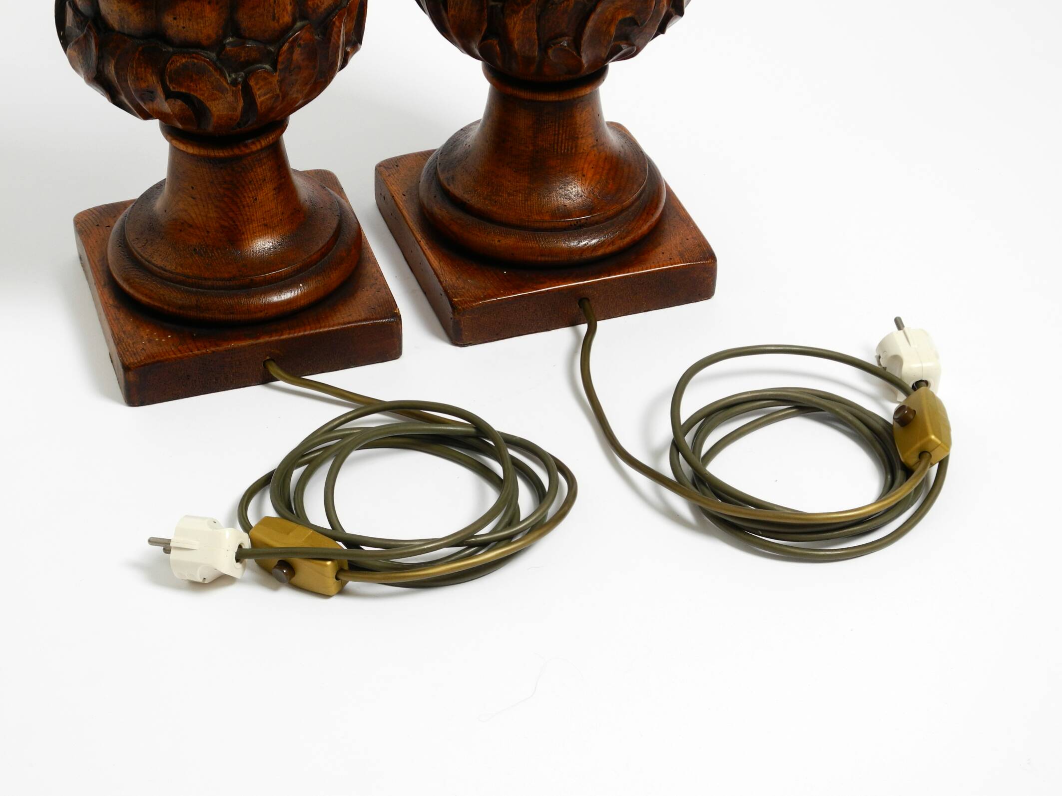 Pair of very decorative large Mid Century Modern "Pineapple" table lamps ma