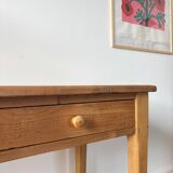 Farmhouse table with 2 large drawers
