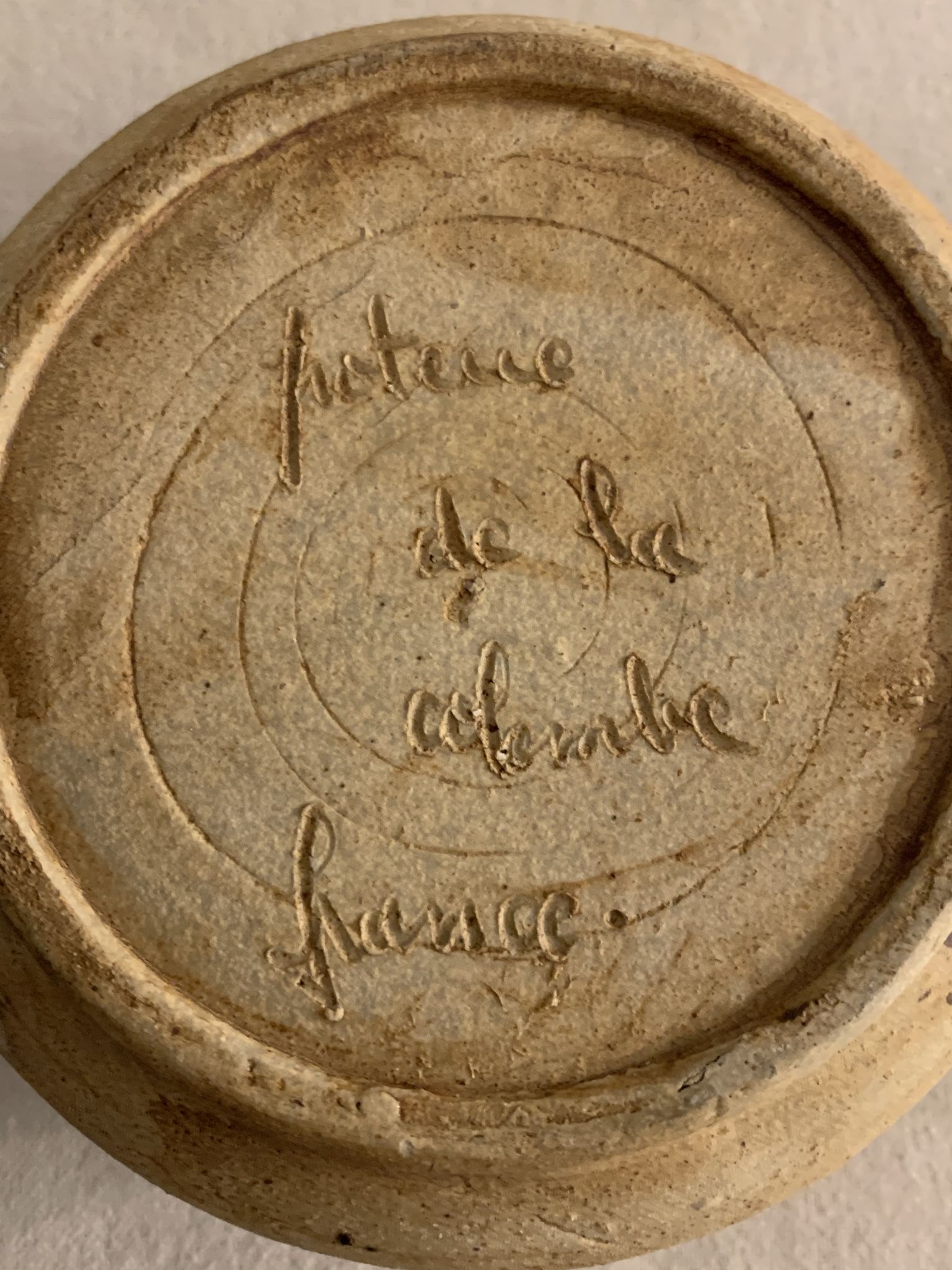 Pot ancien et son couvercle Poterie de la Colombe en grès 1975