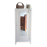 Parisian one-door wardrobe