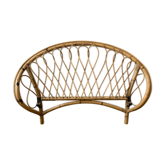 Bamboo basket bed