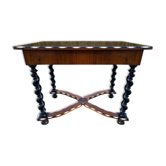 Table de style Louis XIII époque XIX ème siècle