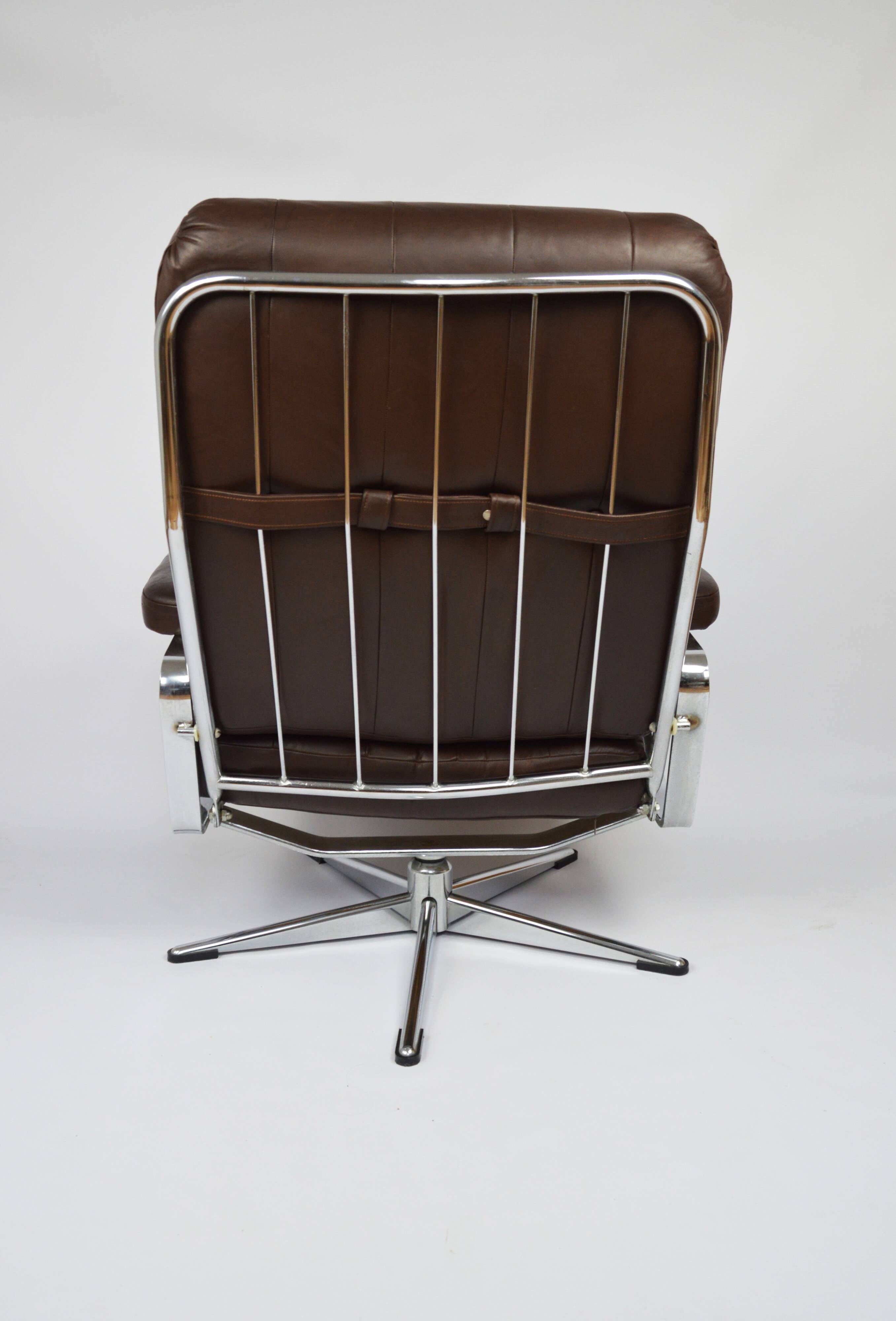 A pair of leather armchairs, 1970s