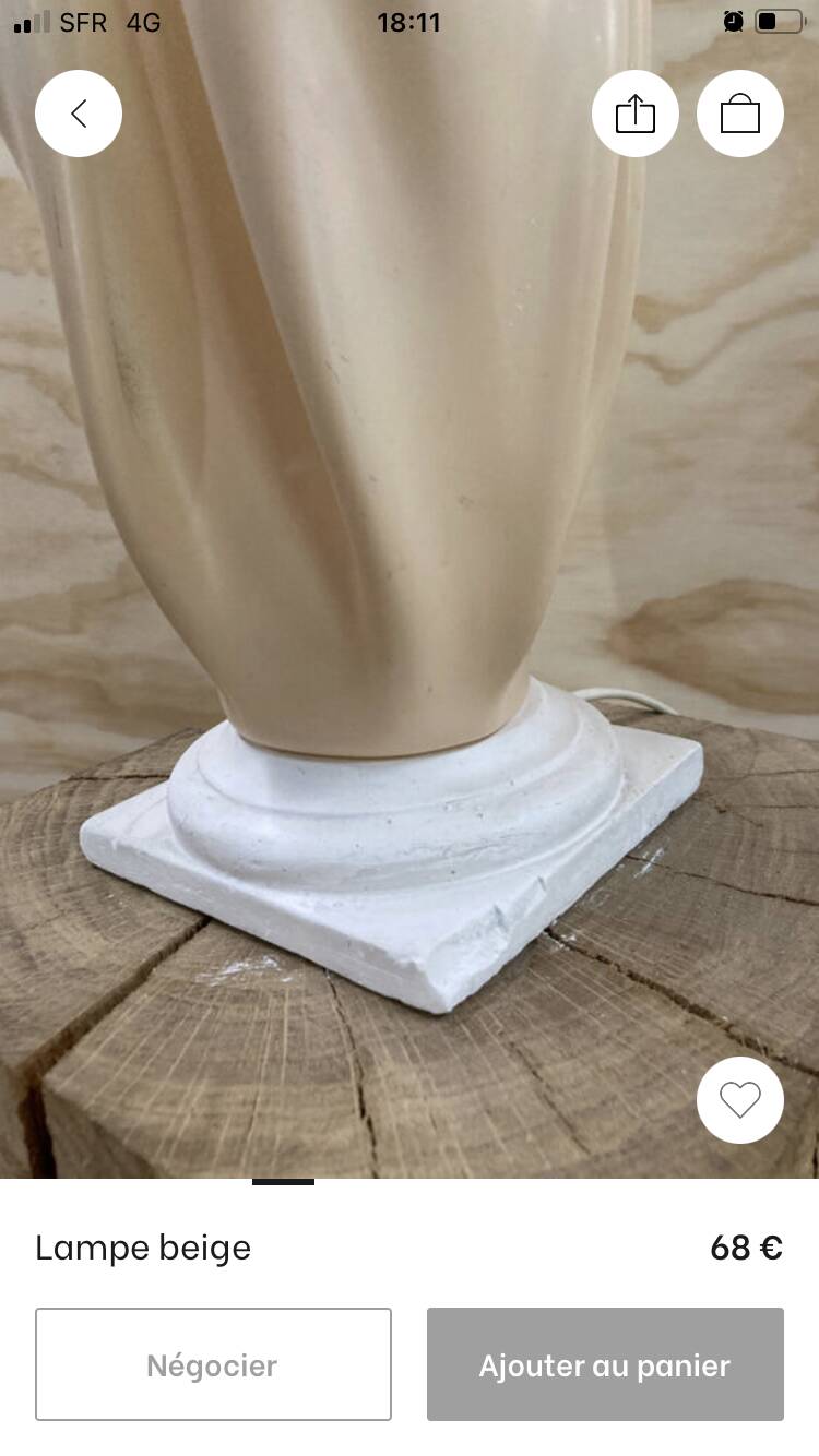 Georgia Jacob style lamp beige