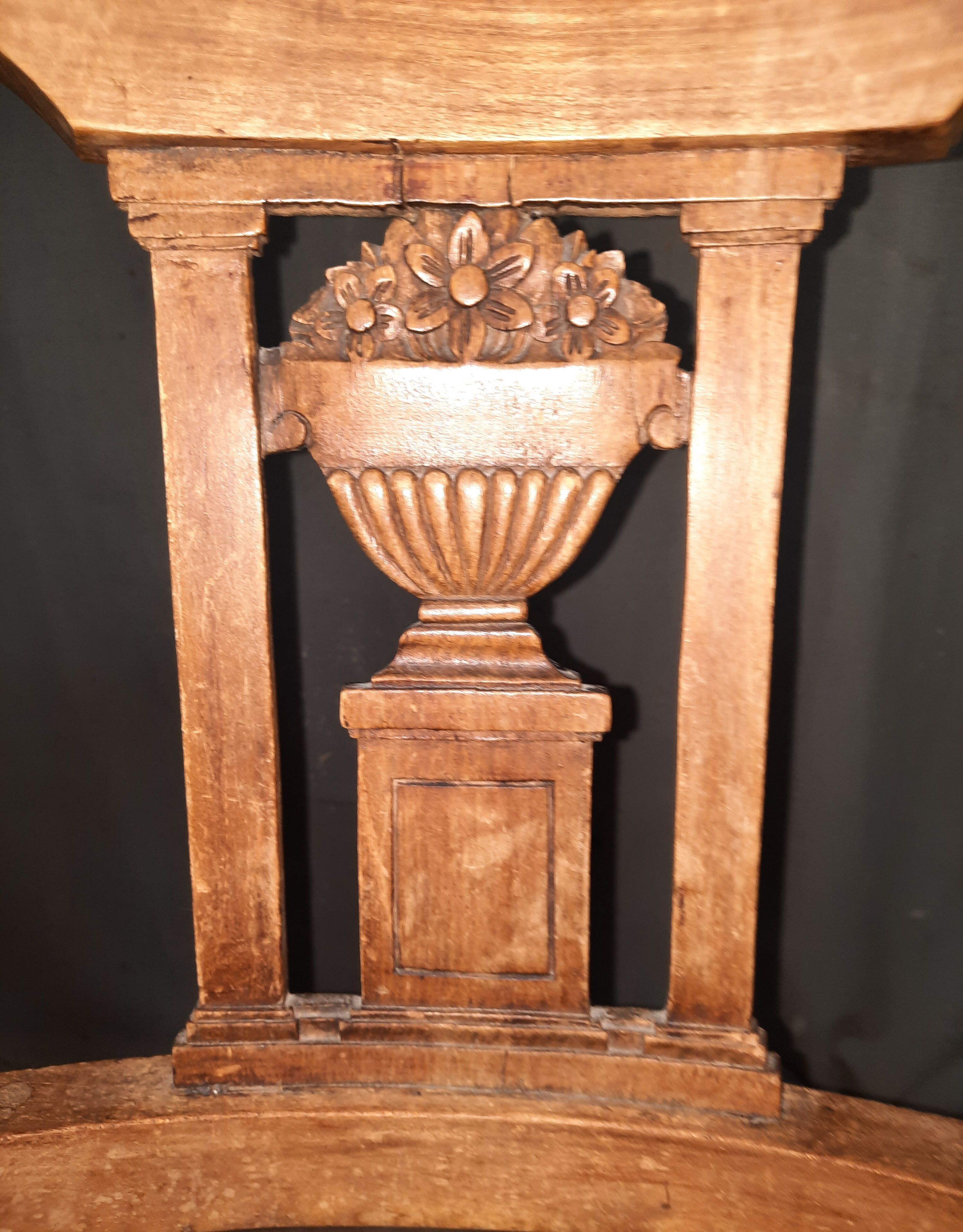 Pair of armchairs straw