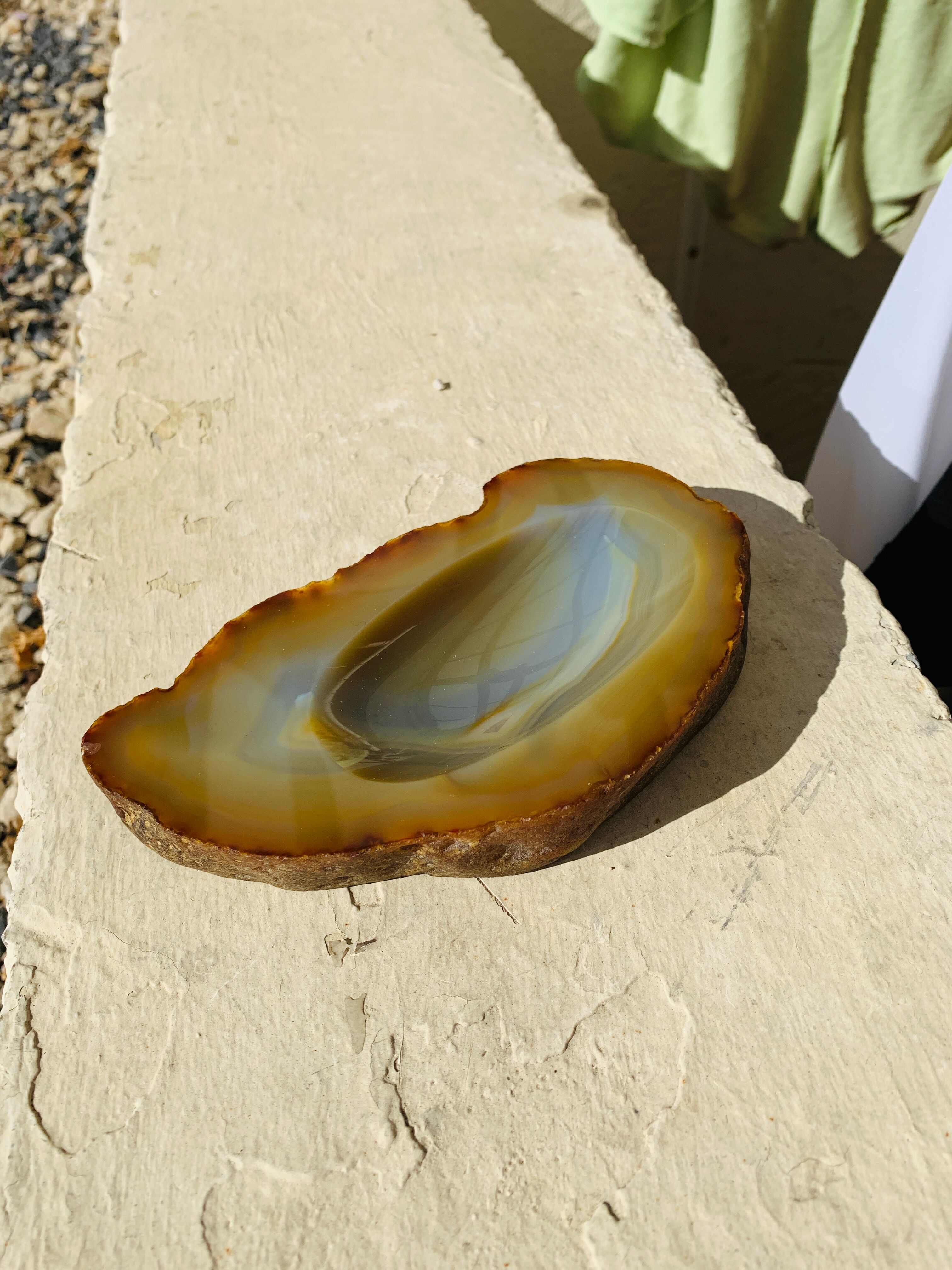 Vintage ashtray in agate stone