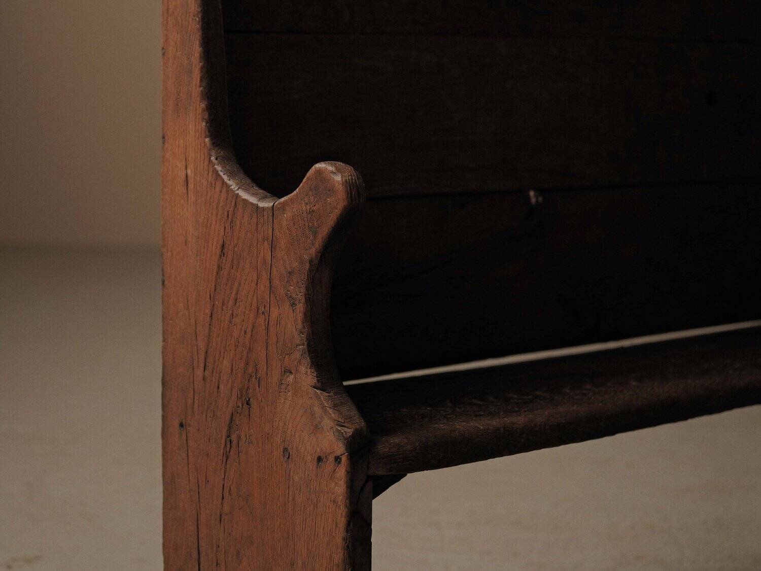Farm bench in solid wood, Art-Populaire, 19th century