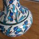 Vase soliflore décor peint Iznik Turquie