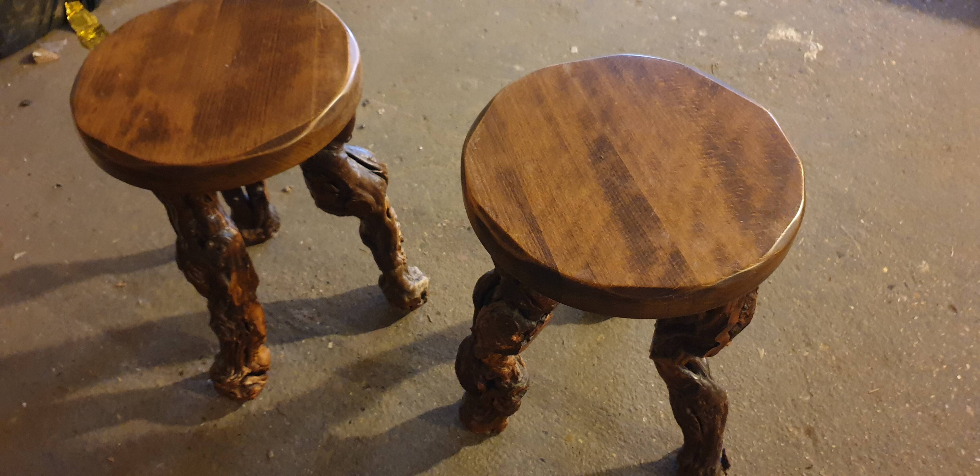 Vine tripod stools
