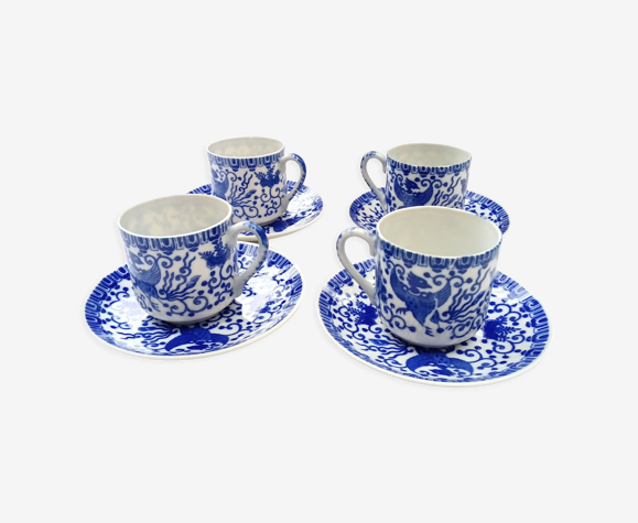 4 tasses et sous tasses