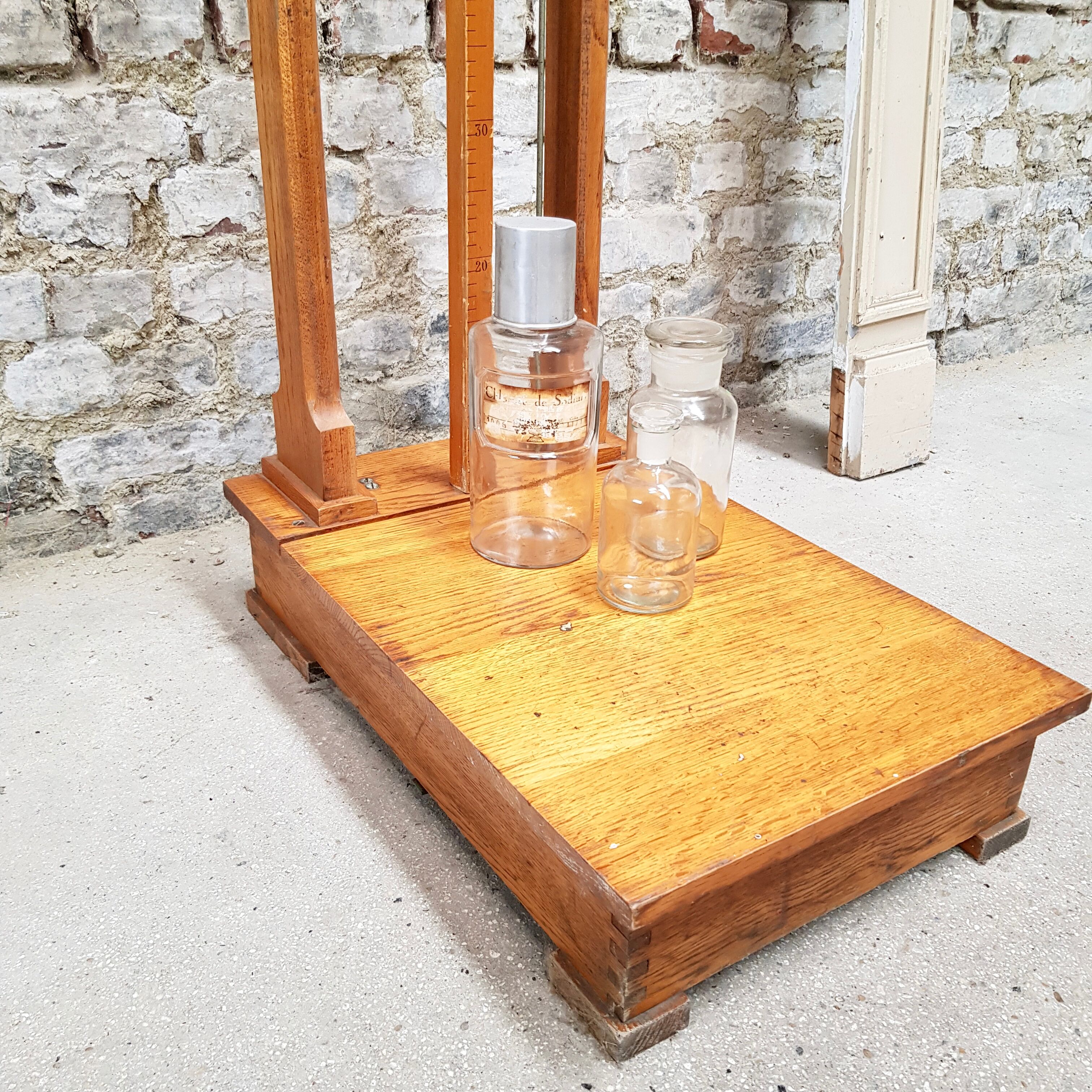 Old testut toise scale