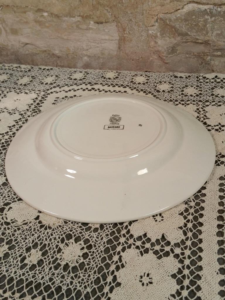 Round dish