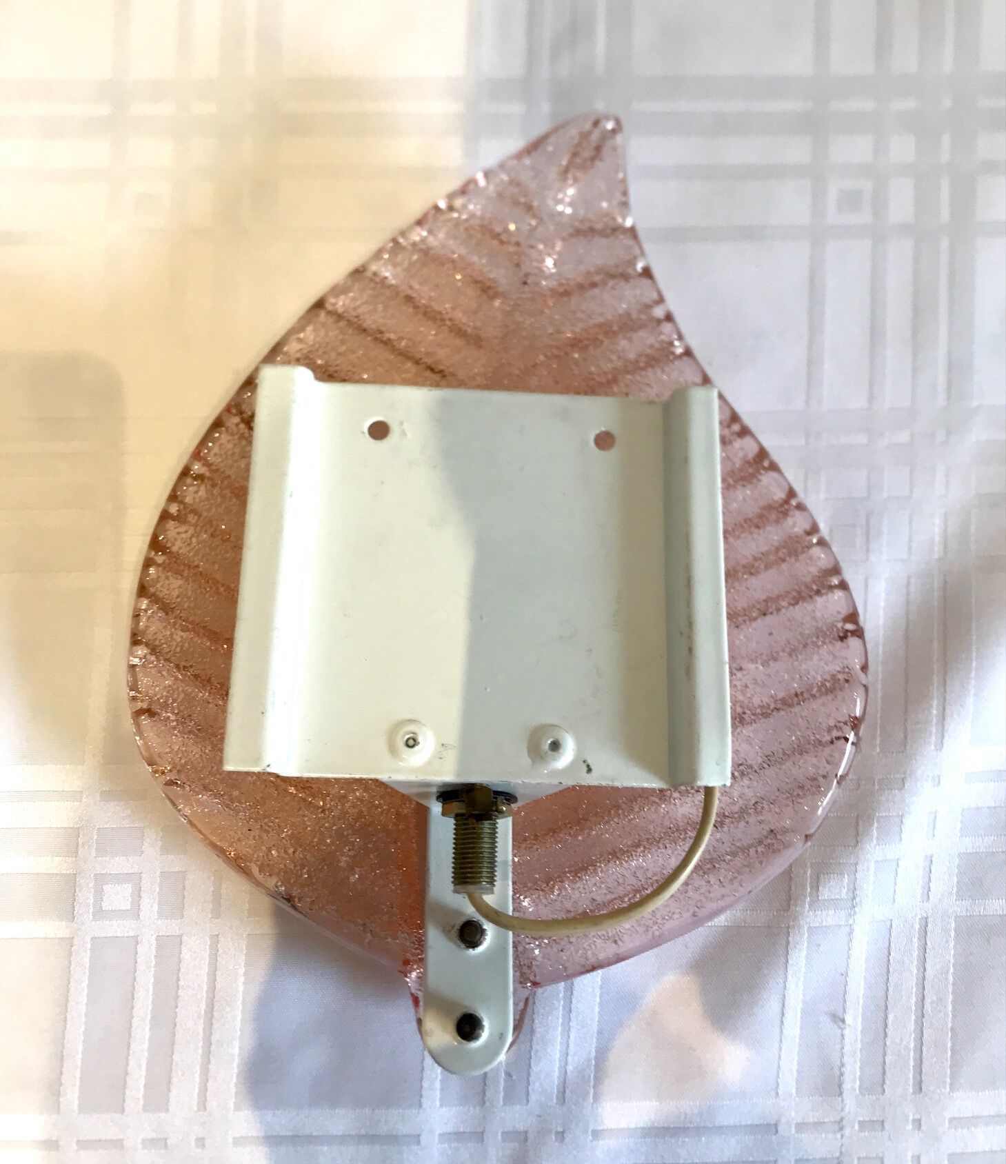 Glass sheet wall lamp