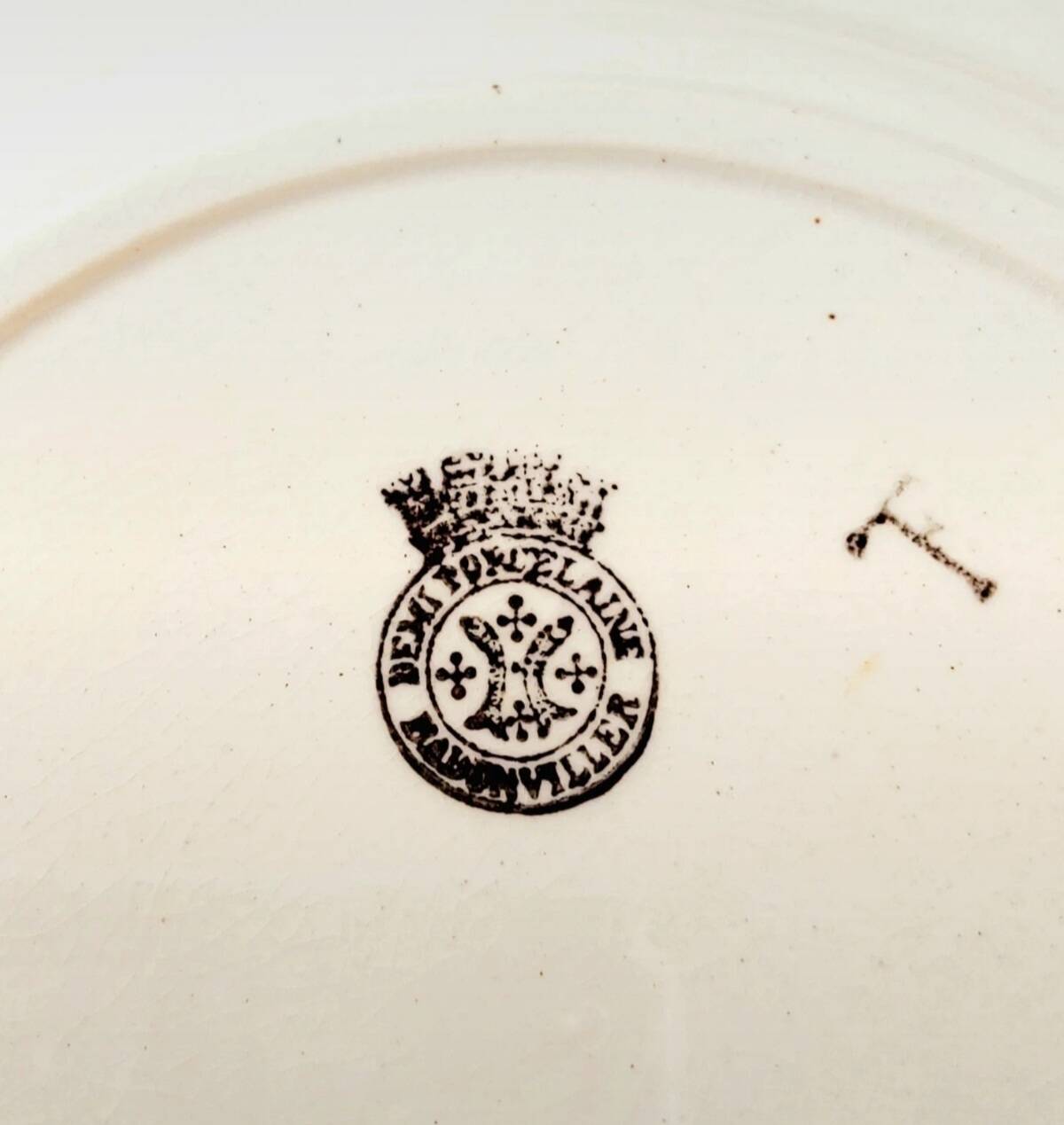 Badonviller ''Bouquet of cherries'' dessert plates