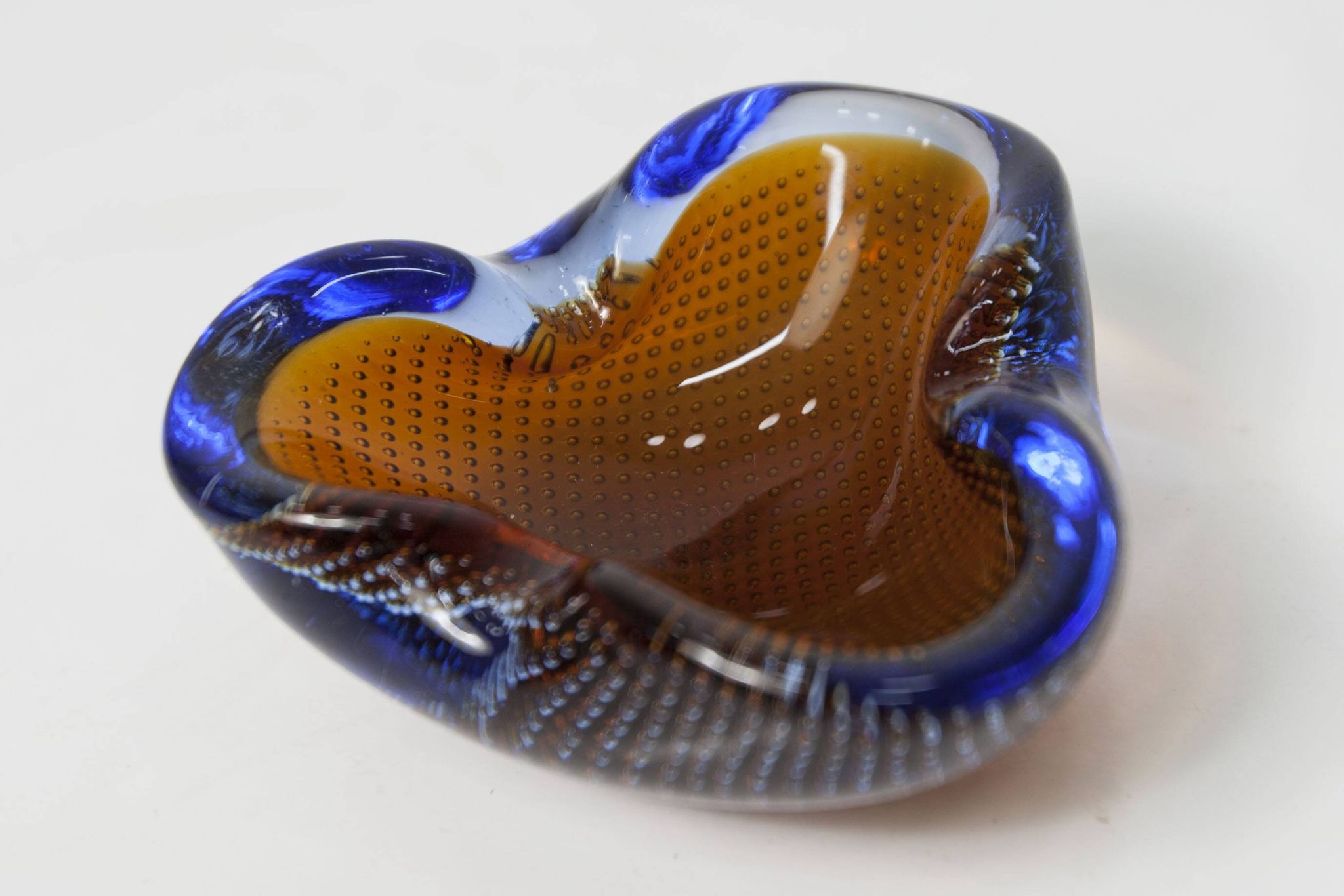 Cendrier Murano verre bullé orange bleu et transparent 1960