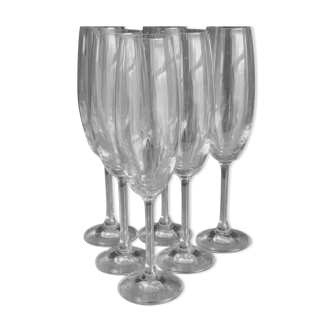 6 champagne flutes in iridescent glass