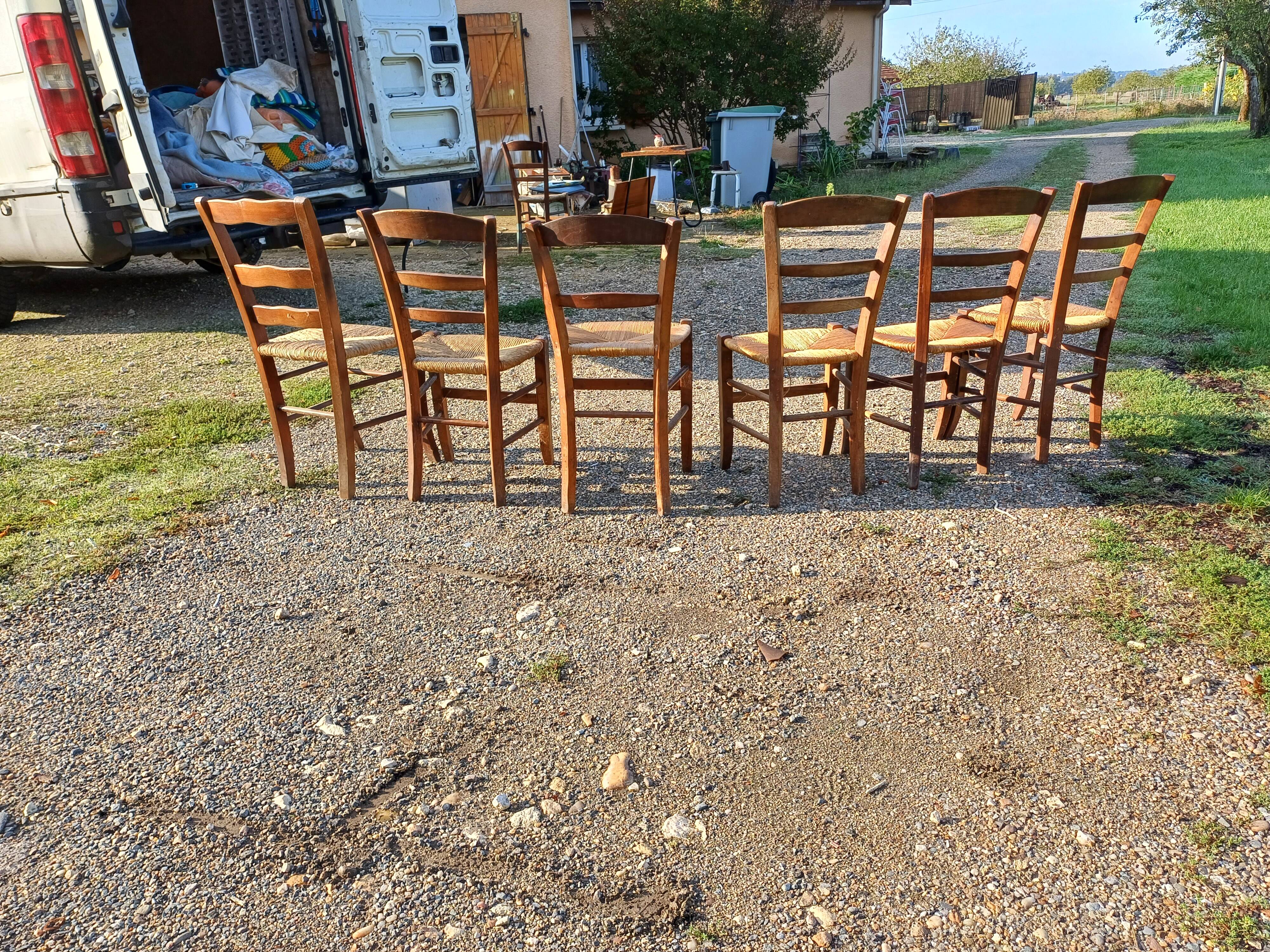 6 old straw chairs