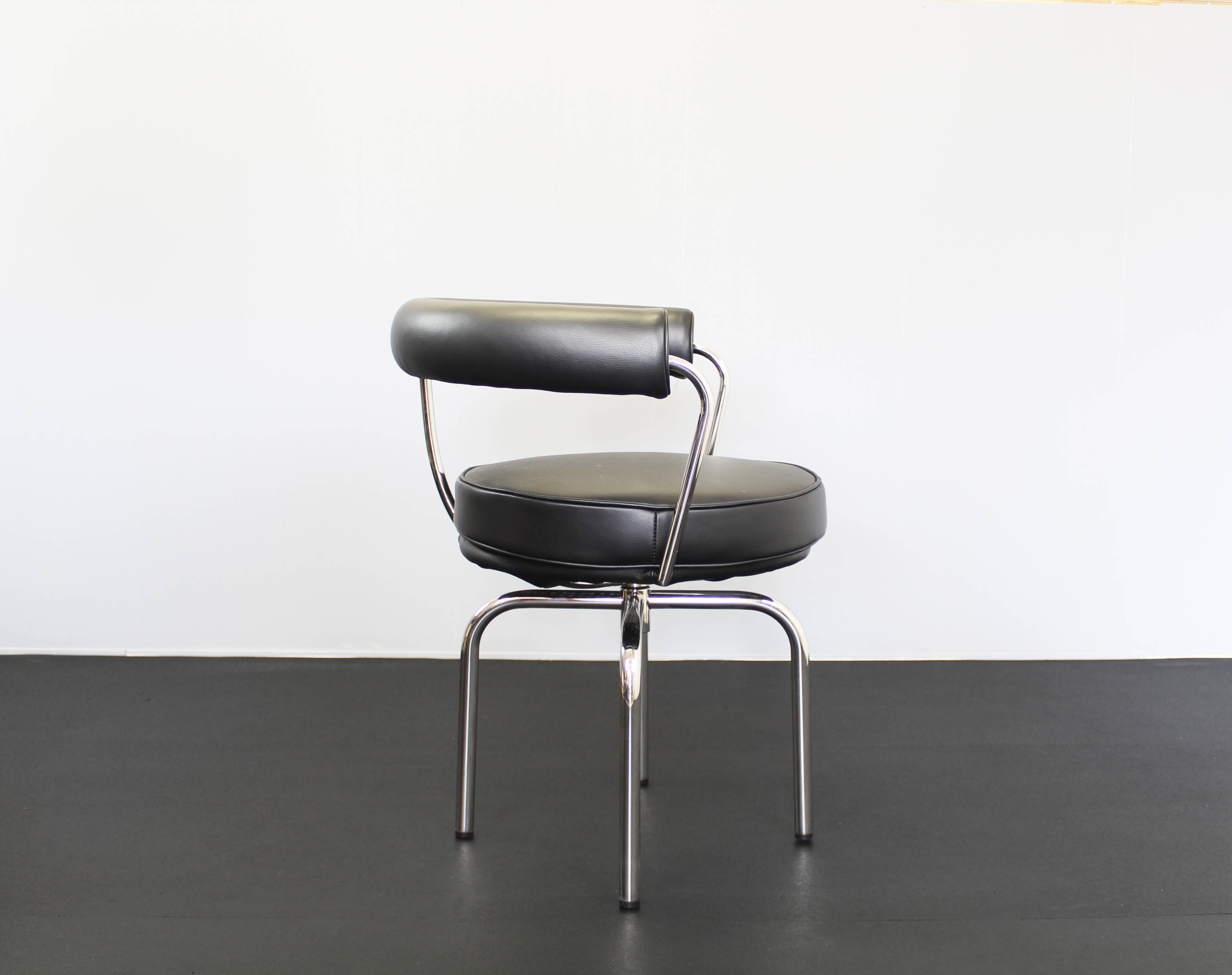 Set of 2 Lc7 Le Corbusier Cassina Charlotte Perriand