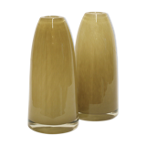 Paire de vases en verre en forme d'obus