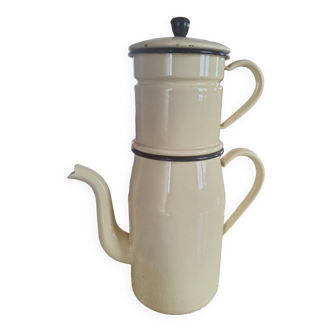 Enameled coffee pot